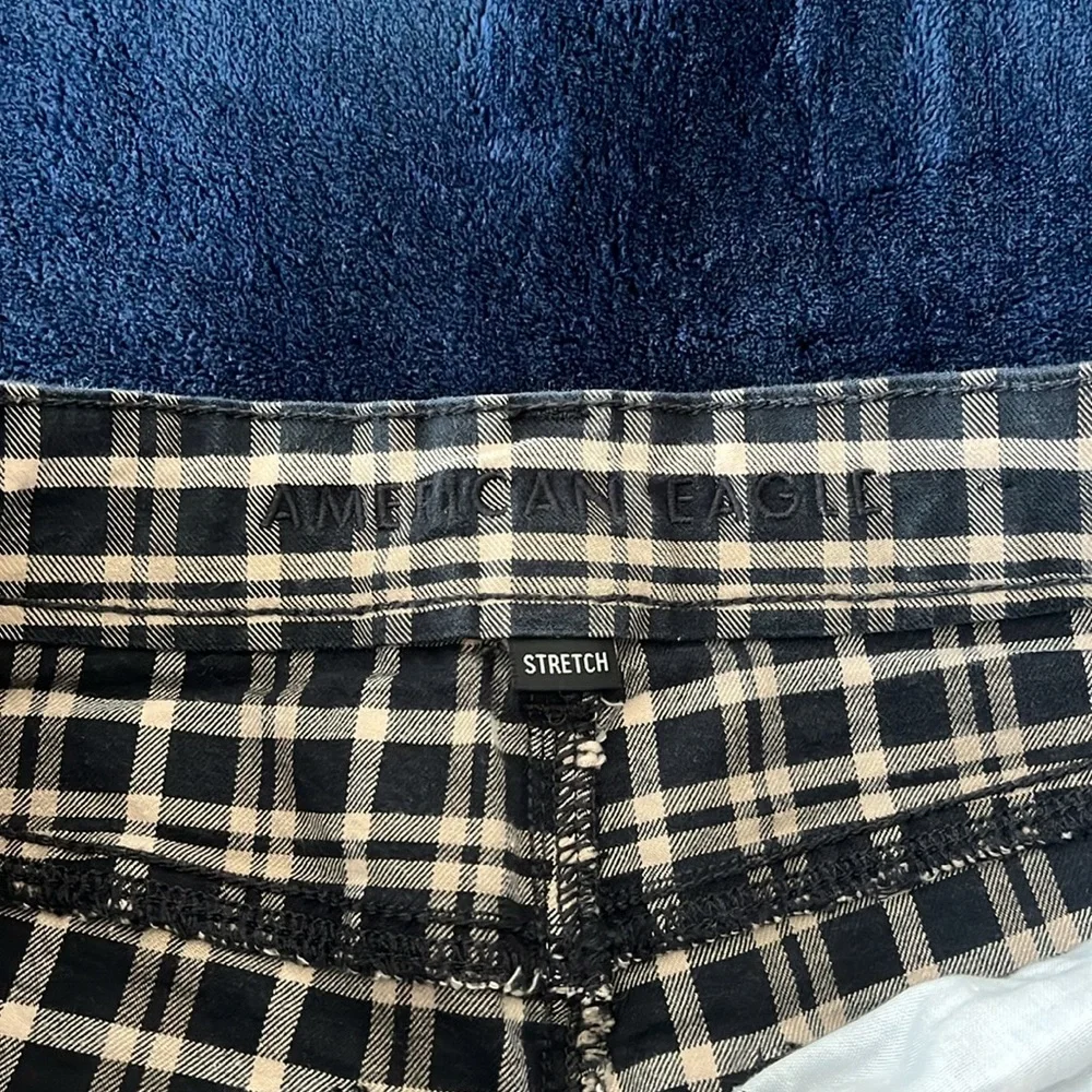 american eagle navy plaid mom jean stretch denim - Picture 3 of 4